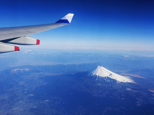 3. В какой стране находится эта знаменитая гора?