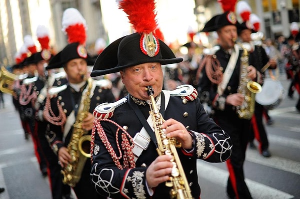 3. В честь какого мореплавателя в Америке до сих пор существует праздник, который отмечают 8 октября?