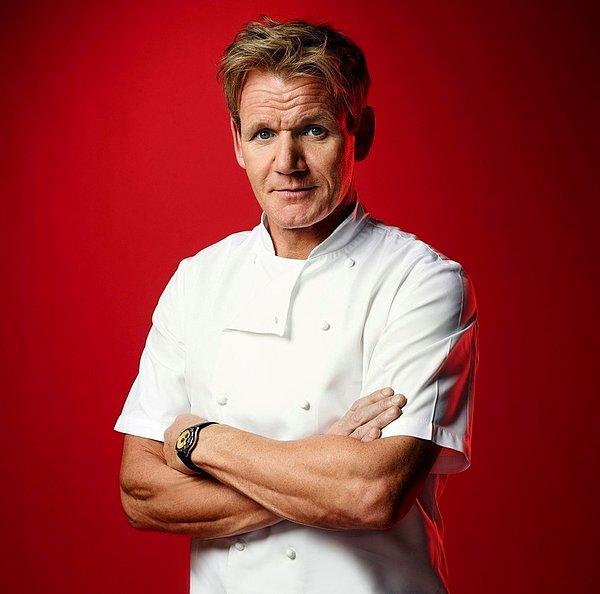 4. Gordon Ramsay'e göre herkesin pişirebilmesi gereken sadece 5 yemek vardır.