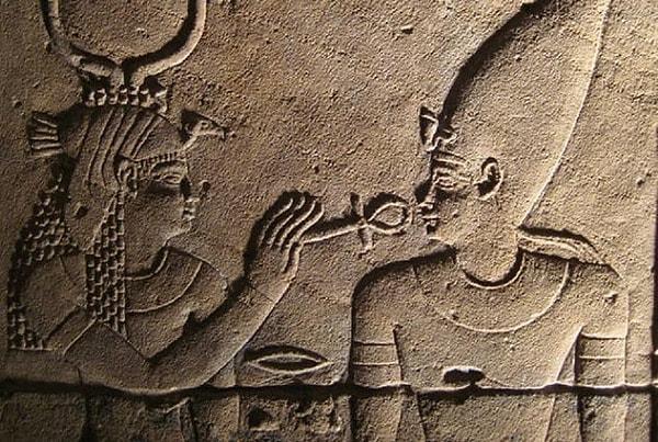 5. Nekrofili Tanrıları ve Mısır Mitolojisi