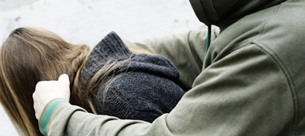 5. Представьте, что на вас напали на улице. Каковы будут ваши действия?