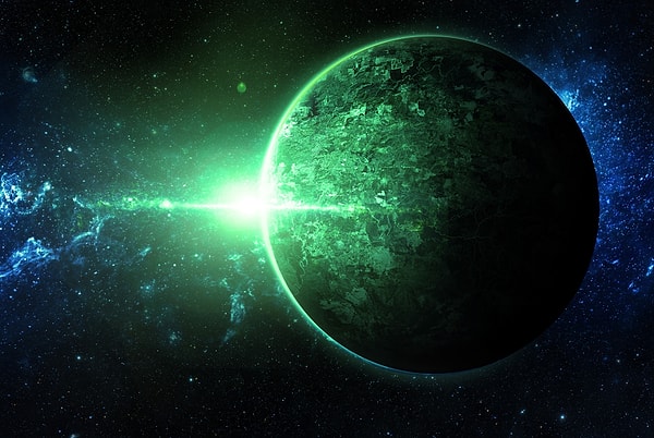 3. Какая из этих планет больше?