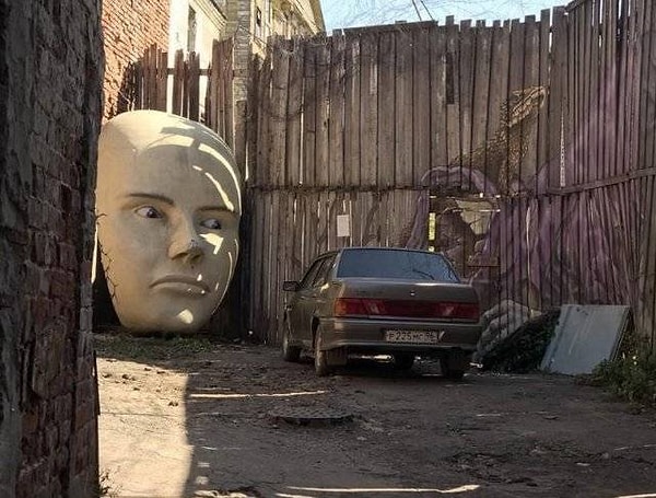 16. Большой брат следит за тобой 😂