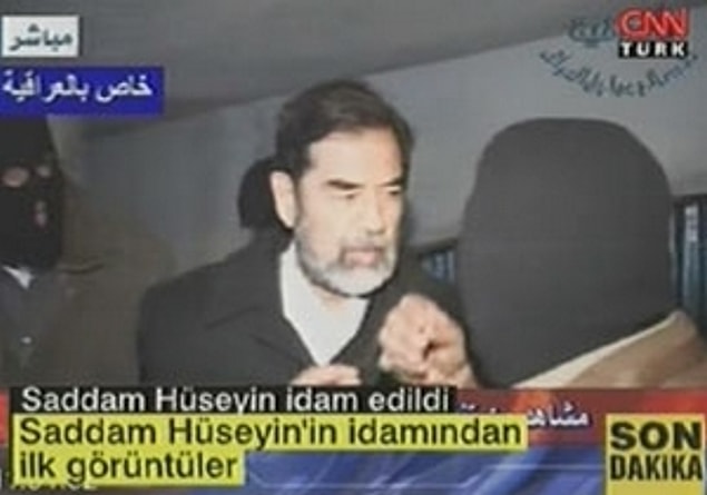 17. Saddam Hüseyin'in canlı olarak verilen idam görüntüleri