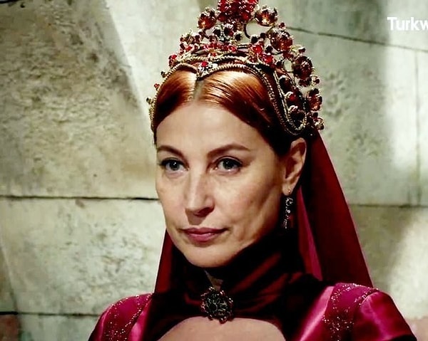 3. Вахиде Перчин - 53 года