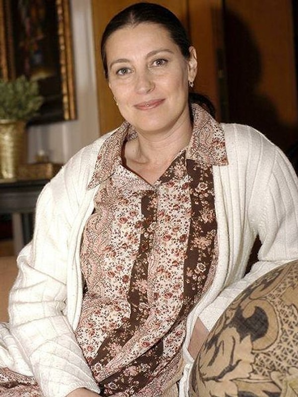 3. Вахиде Перчин - 53 года