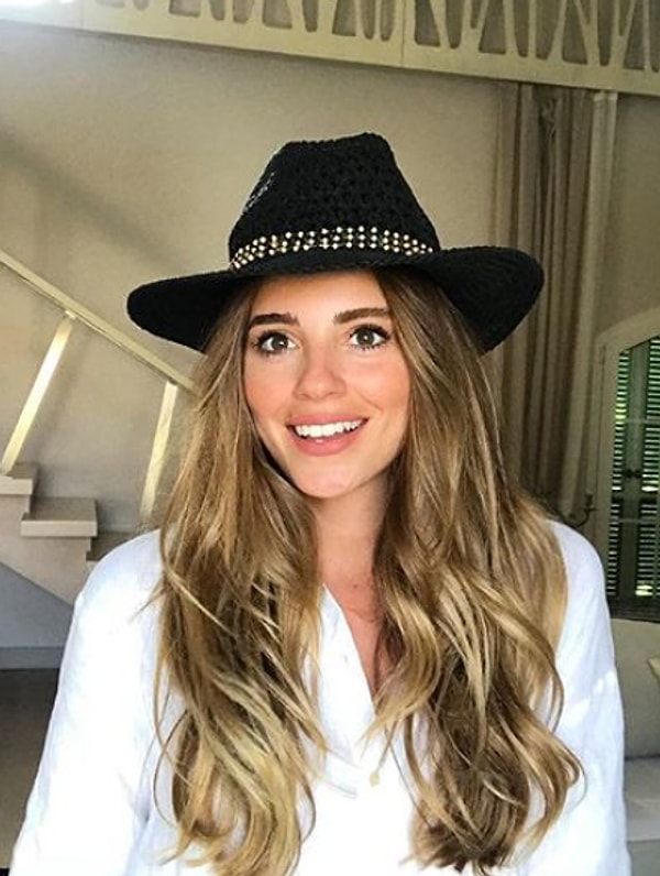 6. Эзги Эйюбоглу - 30 лет