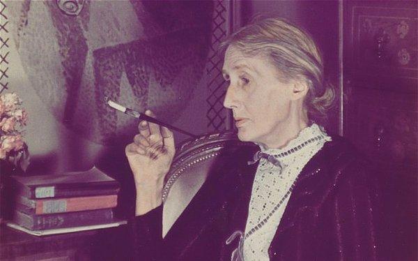 1. Ünlü İngiliz roman yazarı Virginia Woolf, romanlarının çoğunu ayakta yazardı.