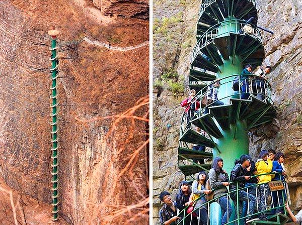 6. Çin'de bulunan Taihang Sıradağları'nda zirveye giden 91 metrelik bir merdiven, dünyanın en alışılmadık tecrübelerinden birini sunuyor.