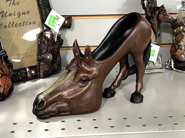 17. Фраза "не топай как лошадь" заиграла новыми красками