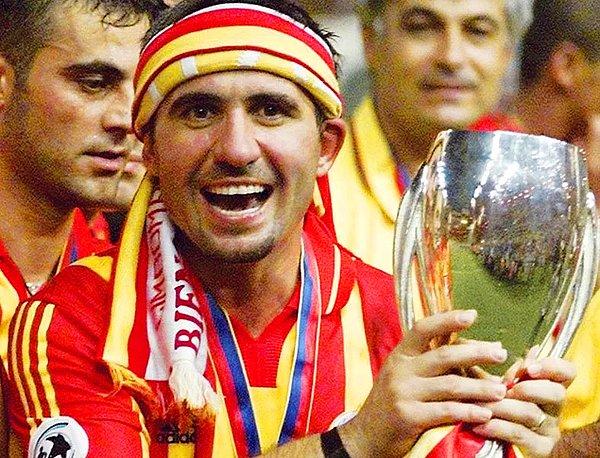 UEFA Süper Kupa'yı kazanma başarısı gösteren ilk ve tek Türk takımı. (2000)