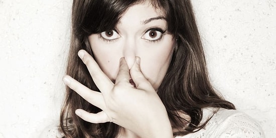 Yapılan Araştırmaya Göre Bazı İnsanlar Partnerlerinin Yanlarında Gaz Çıkarmasını Seksi Buluyor!