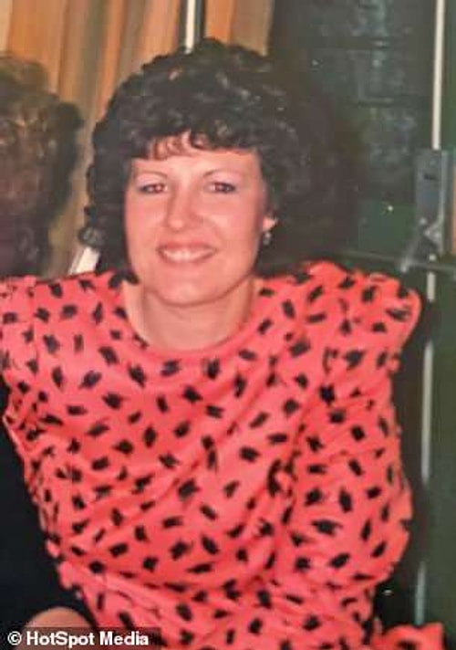 İki çocuk annesi Sherry, solda 40 yaşındayken ve sağda 29.
