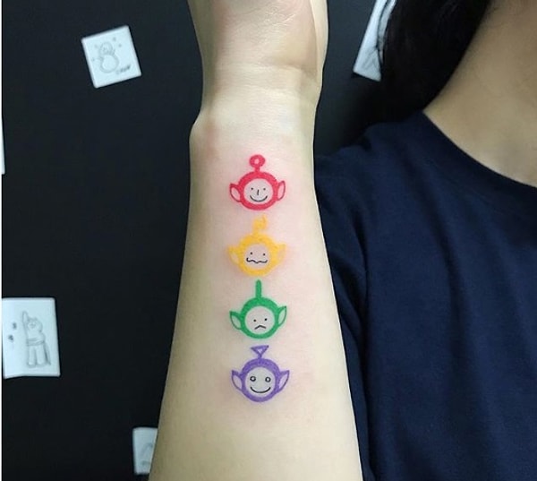 7. Телепузиков вам на руку)))