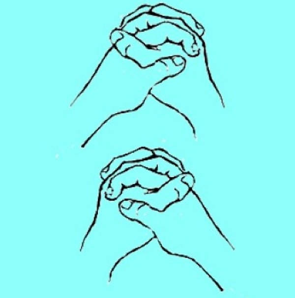 1. Сложите пальцы рук в замок. Большой палец какой руки оказался сверху?