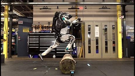 Boston Dynamics'in Parkur Performansı Gerçekleştiren Efsane Robotu: Atlas
