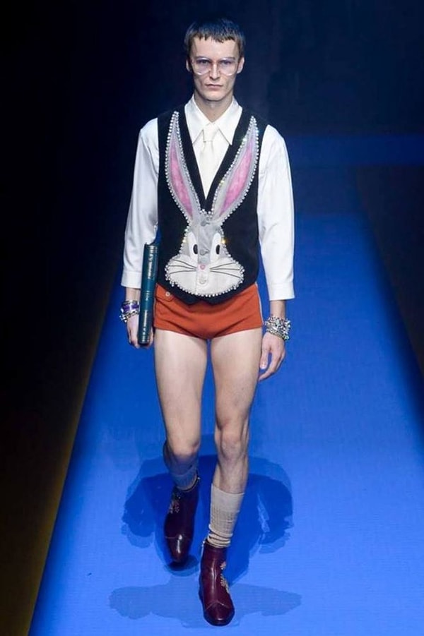 12. Плэйбой отдыхает.