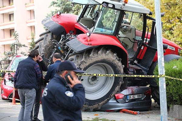 Kızılay'daki trafik kontrol noktasında görevli polisler, Atatürk Bulvarı'nda seyreden plakasız bir traktörün sürücüsüne "dur" ihtarında bulundu.