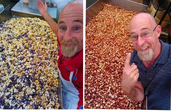 5. Patlamış mısır dükkanından her gün mısırlarıyla bir selfie çekip herkese iyi günler dileyen amcamız.