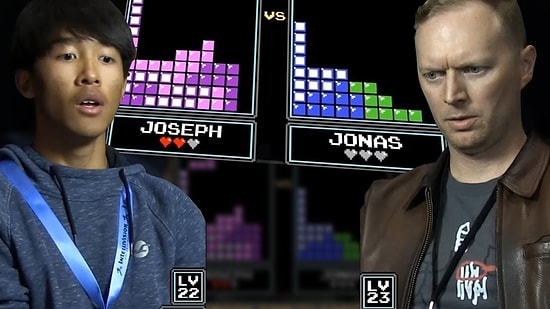 Gözünüzle Takip Etmekte Zorlanacağınız Efsane Kapışmada 7 Yıllık Tetris Şampiyonunu Yenen 16 Yaşındaki Çocuk