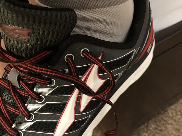 3. Завязывание шнурков (часть 2)