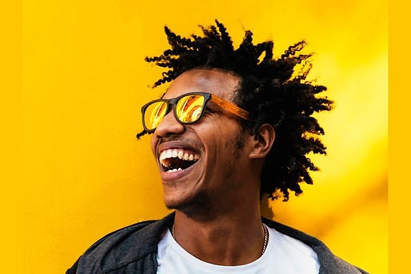 28. Говорили ли мы вам имя этого молодого человека?