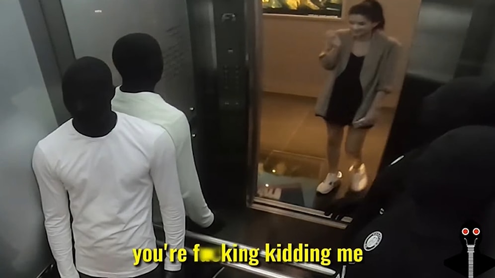 Asansöre Binen İnsanlara Cansız Manken Şakası Yapan Şakacılar