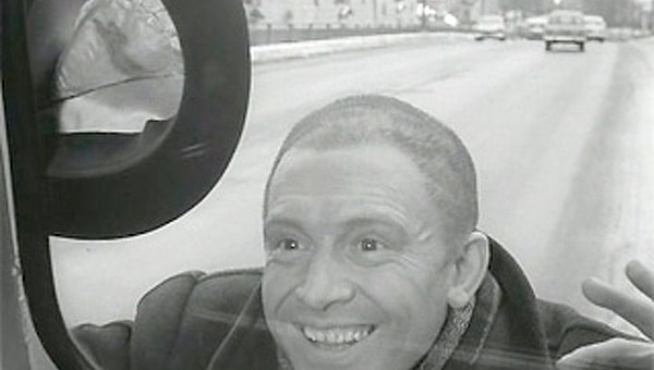 4. Какой суп, приготовленный мамой, ел Юрий Деточкин, герой фильма «Берегись автомобиля!»?