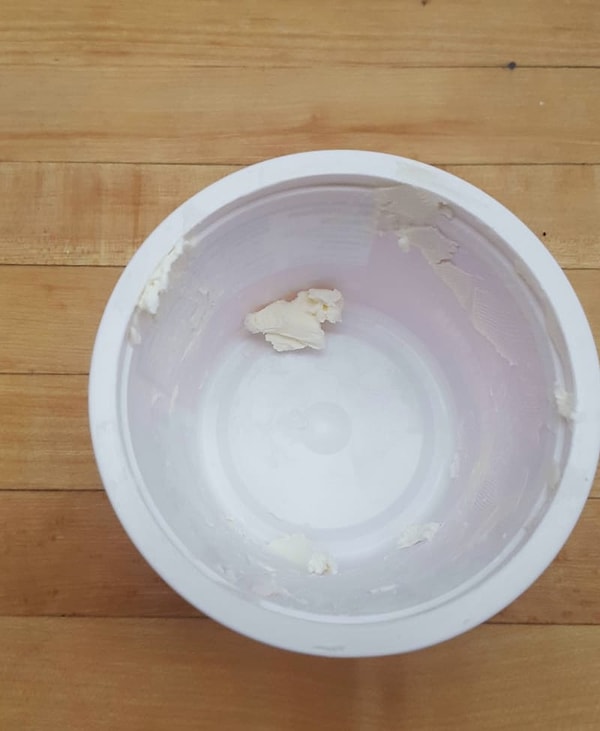 4. "Когда попросила мужа оставить немножечко тебе. Щедрость его души не знает границ"