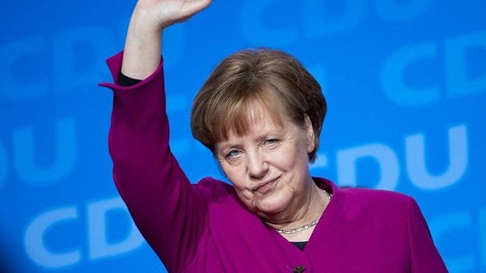Bir Dönem Kapanıyor: Angela Merkel Aralık Ayında Parti Liderliğini, 2021'de de Siyaseti Bırakacağını Açıkladı