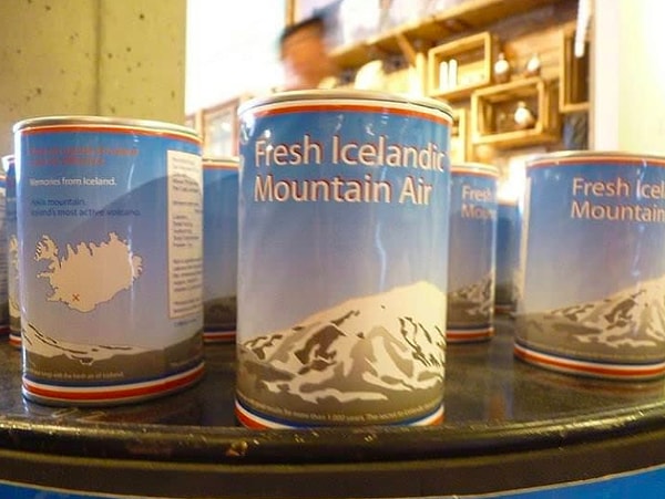 13. Лучший сувенир, который можно привезти из Исландии? Конечно же, горный воздух 😱