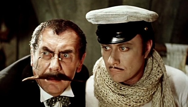 8. "Мы чужие ... ." ("12 стульев")