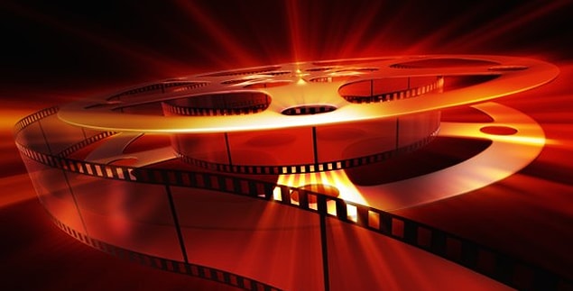 Ancak, film eleştirmenlerinin %45'i kadın olmasına rağmen listede kadın yönetmenlere ait filmler oldukça az.