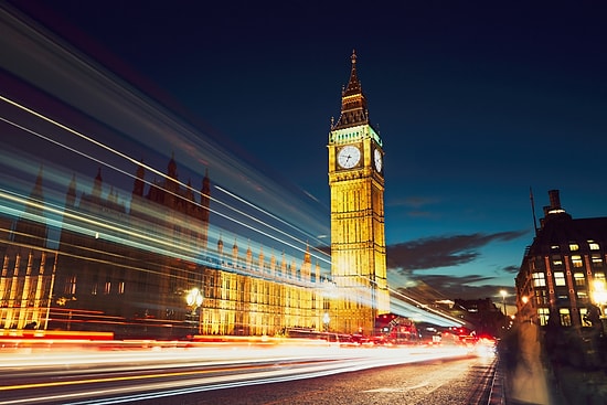 Почему в Великобритании левостороннее движение?