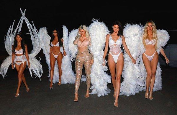 Ailenin tüm kız kardeşleri, daha önce Victoria's Secret podyumunda yürüyen Kendall gibi Los Angeles'ta arz-ı endam etti.