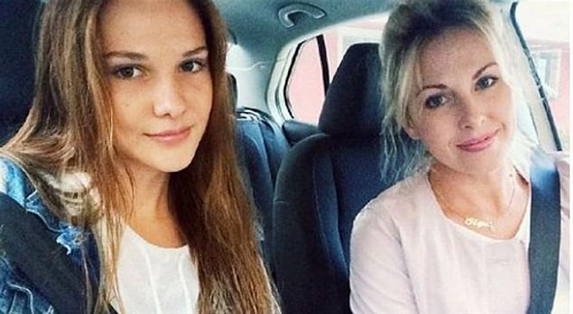 15. Alina Boz annesi Olga hanımın fotoğrafını paylaştığında kendisinden daha çok ilgi görüyor.