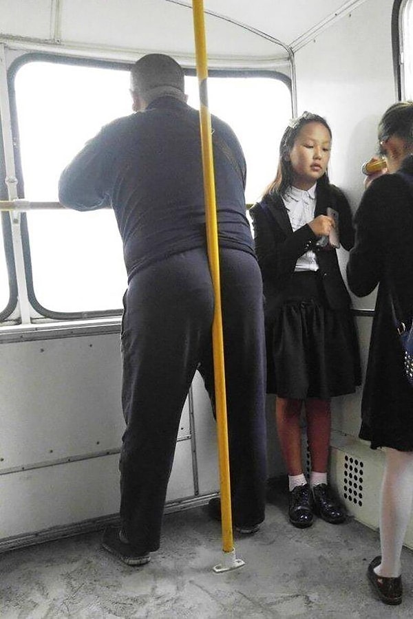 7. Надежность — главное качество мужчины. Это, конечно, не Россия, а Киргизия, но как можно не было включить этот шедевр в подборку?