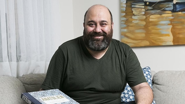 MasterChef Türkiye'nin tatlı mı tatlı şefi Somer Sivrioğlu, başarıdan başarıya koşmuş, ülkemiz mutfağını yıllarca yurt dışında temsil etmiş usta bir isim.