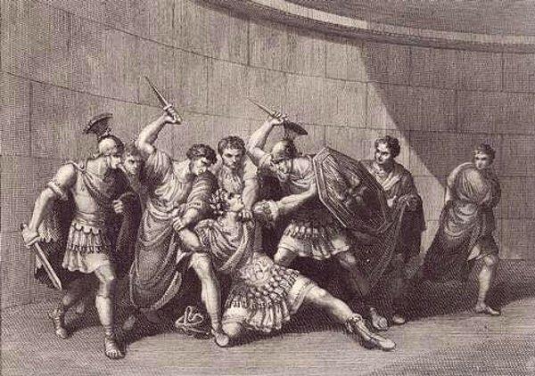 Tabii, Caligula’nın şansı her seferinde böyle yaver gidecek değildi. Yıllar geçtikçe düşmanlarına yenilerini eklemeye devam ediyordu ve sonunda ailesiyle birlikte öldürüldü.