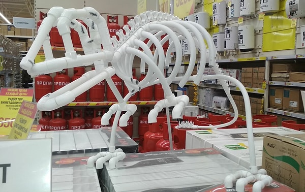 5. В одном из строительных магазинов