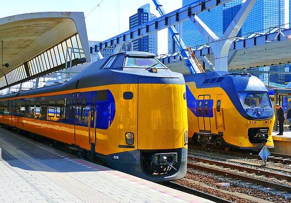 9. Hollanda'da bütün trenler 2017 yılından itibaren rüzgar enerjisi ile çalışıyor.