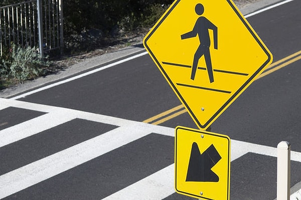 14. Переход на другую сторону улицы