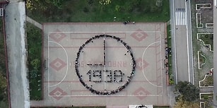 Devrek Anadolu Lisesi'nden Muhteşem 10 Kasım Koreografisi