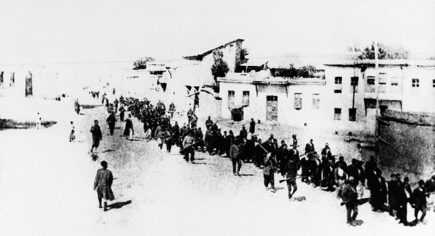 Bu Selçuklu yönetiminde benimsenen siyaset Osmanlı döneminde de aynıyla sürdürülmüştür. Devlet etnik unsurları ayırmaktan ziyade, Müslim ve Gayrimüslim olarak basit bir tasnif yapmıştı.
