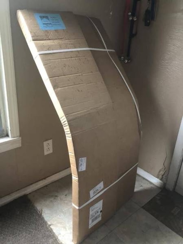 1. «Я заказал новую дверь. Большое спасибо доставке»