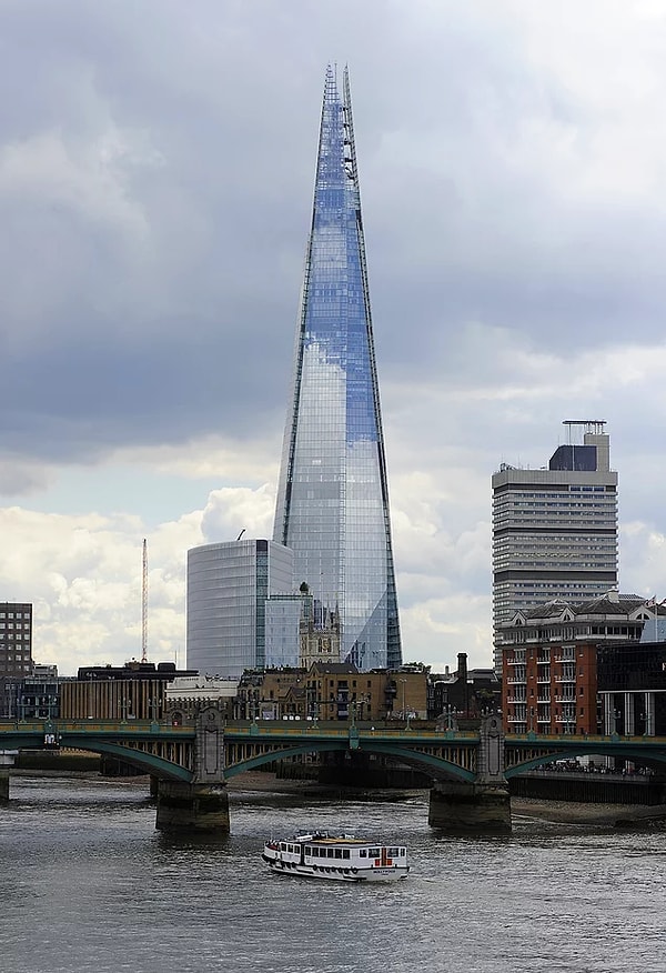 5. В каком городе мира можно наслаждаться таким чудесным видом?