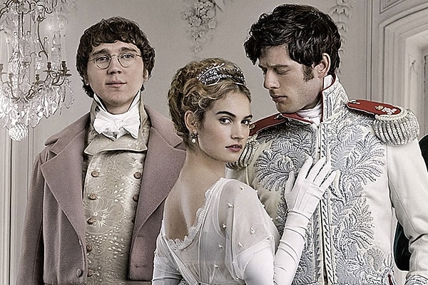 2. Как считаете, получилось ли у британских телевизионщиков передать основную мысль великого романа "Война и мир" или Лев Толстой не имеет равных?