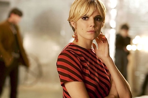 11. Я соблазнила Энди Уорхола - Сиенна Миллер