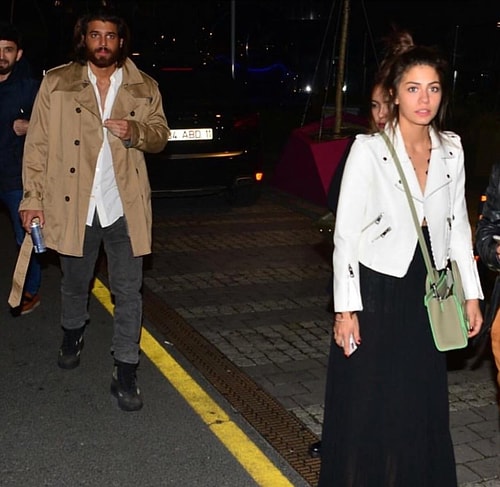 Can Yaman ve Demet Özdemir arasındaki aşk dedikoduları ise bitmek bilmiyor. Bu hafta yine pek samimi görüntülendiler!