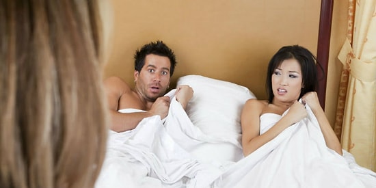 İnsanların Eşlerini ya da Sevgililerini Aldatırken Söyledikleri Yalanlar